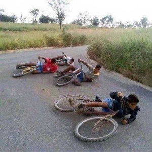 यह हैं दुनिया की सबसे मजेदार तस्वीरें, जो आप जरूर देखना चाहेंगे (Funny Images And Pics In Hindi) दोस्तों यह हैं कुछ ऐसी मजेदार तस्वीरें जो आपके लिए हंसी का ओवरडोज़ साबित हो सकती हैं.