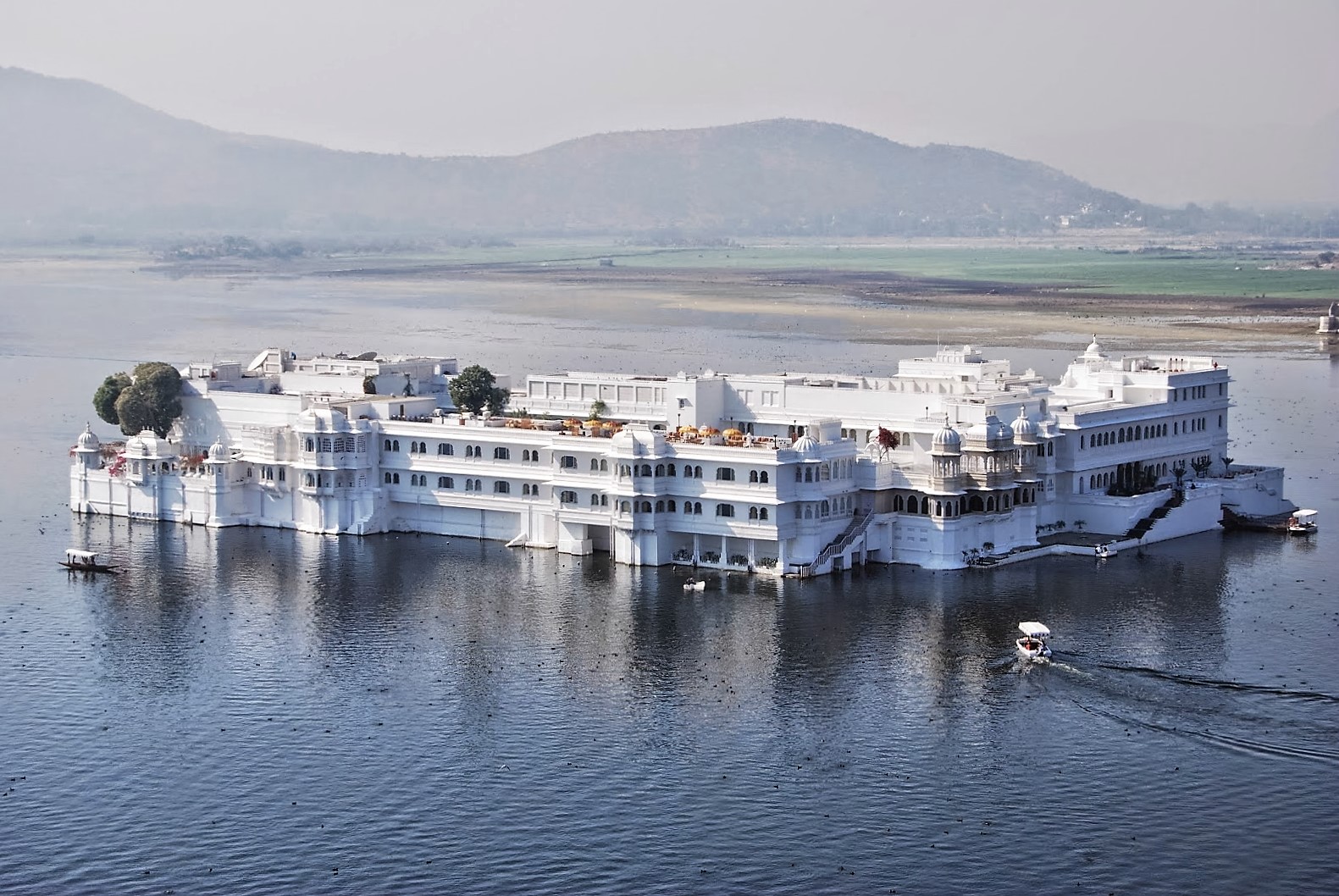 5five5 Taj Lake Palace (Udaipur India)