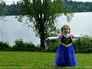 Inspired by Disney's FROZEN, a Princess Anna dress up apron tutorial