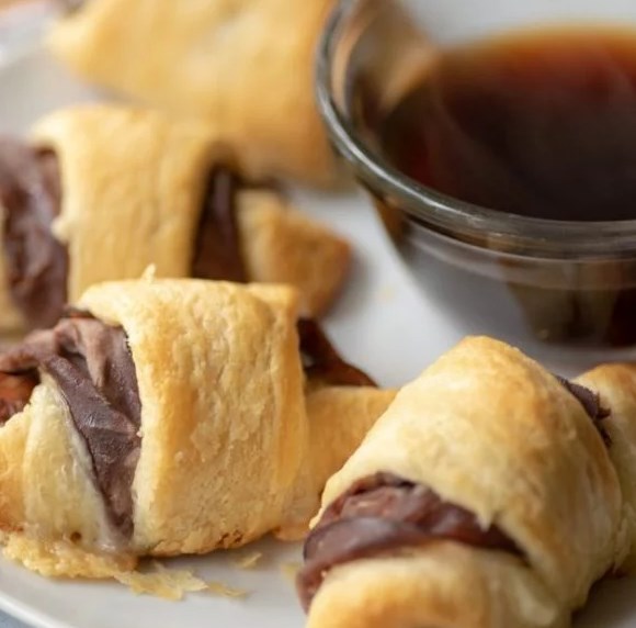 FRENCH DIP CRESCENTS & SIMPLE AU JUS #appetizer #meal