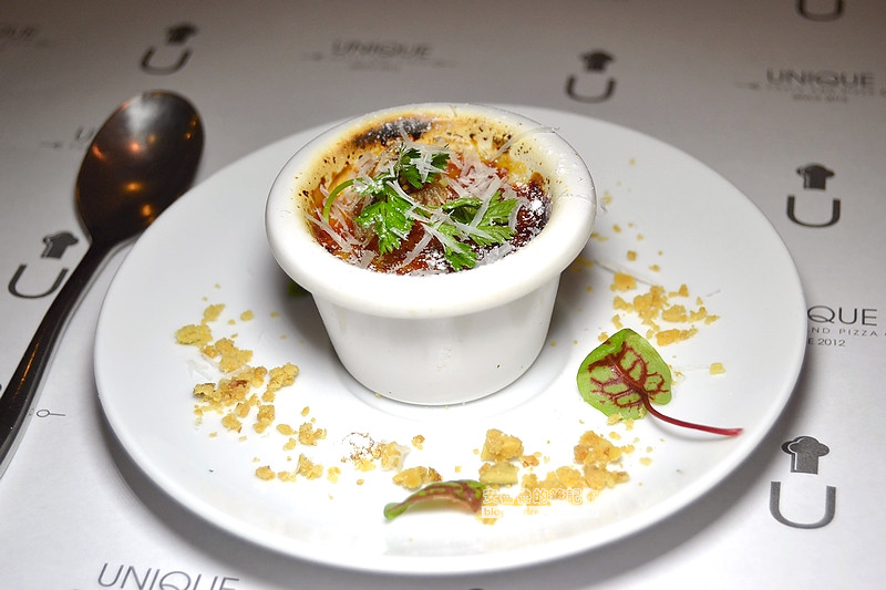 UNIQUE PASTA 維一義大利餐廳 - 工法扎實的義大利麵和甜點，用料不手軟創意組合食材鮮味@台北市松山區[小巨蛋站]