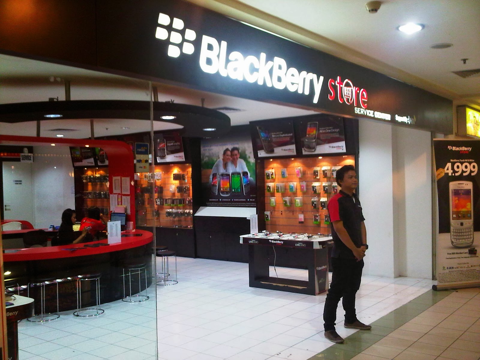 BLACKBERRY STORE DAAN MOGOT MALL: PROFIL STORE