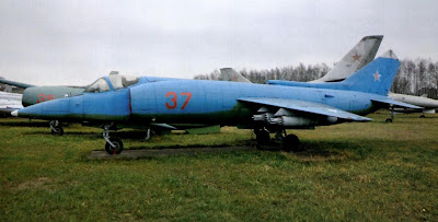Вид сбоку Як-38 