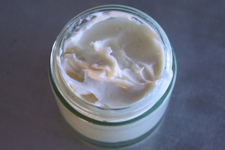 Beurre corporel au 3 ingrédients fait-maison