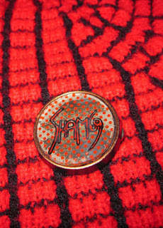 vintage pin back button punk rock oi! sham 69 jimmy pursey dead boys stiv bators dennis the menace gnasher slaughter and the dogs geometric brooch 1960 1970 60s 70s