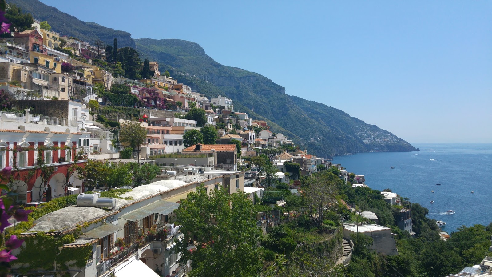 Yamaçların üzerinde bir kasaba: Amalfi 93
