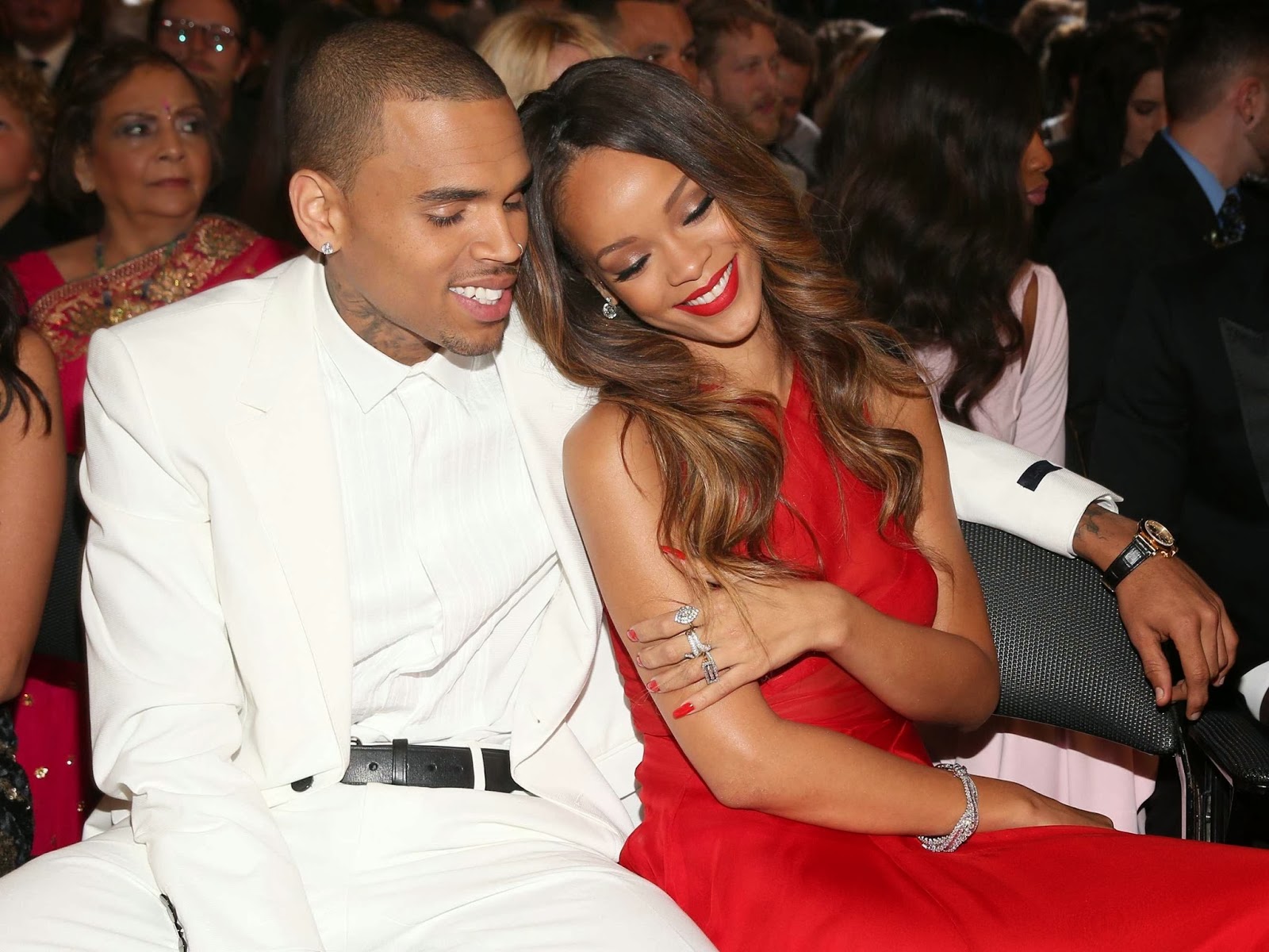 5 قلوب اشتهرت بالغناء للحب.. وتحطمت على يديه 3 5 قلوب اشتهرت بالغناء للحب.. وتحطمت على يديه