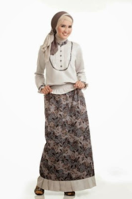 Baju batik setelan dan hijab modis trend masa kini Baju batik setelan dan hijab modis trend masa kini