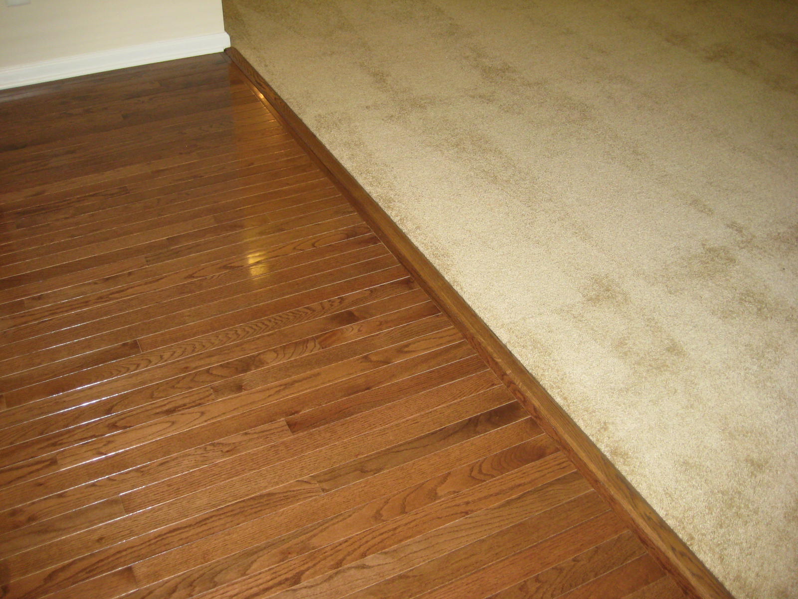That's right, it's another Verona!: Floor / carpet threshold trim added