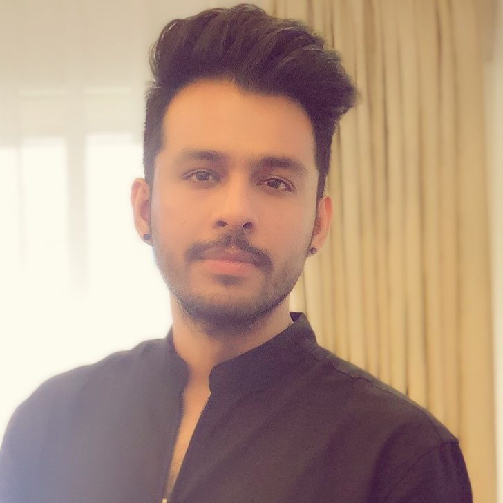 Tony Kakkar Wiki Height Weight Age Wife Family And