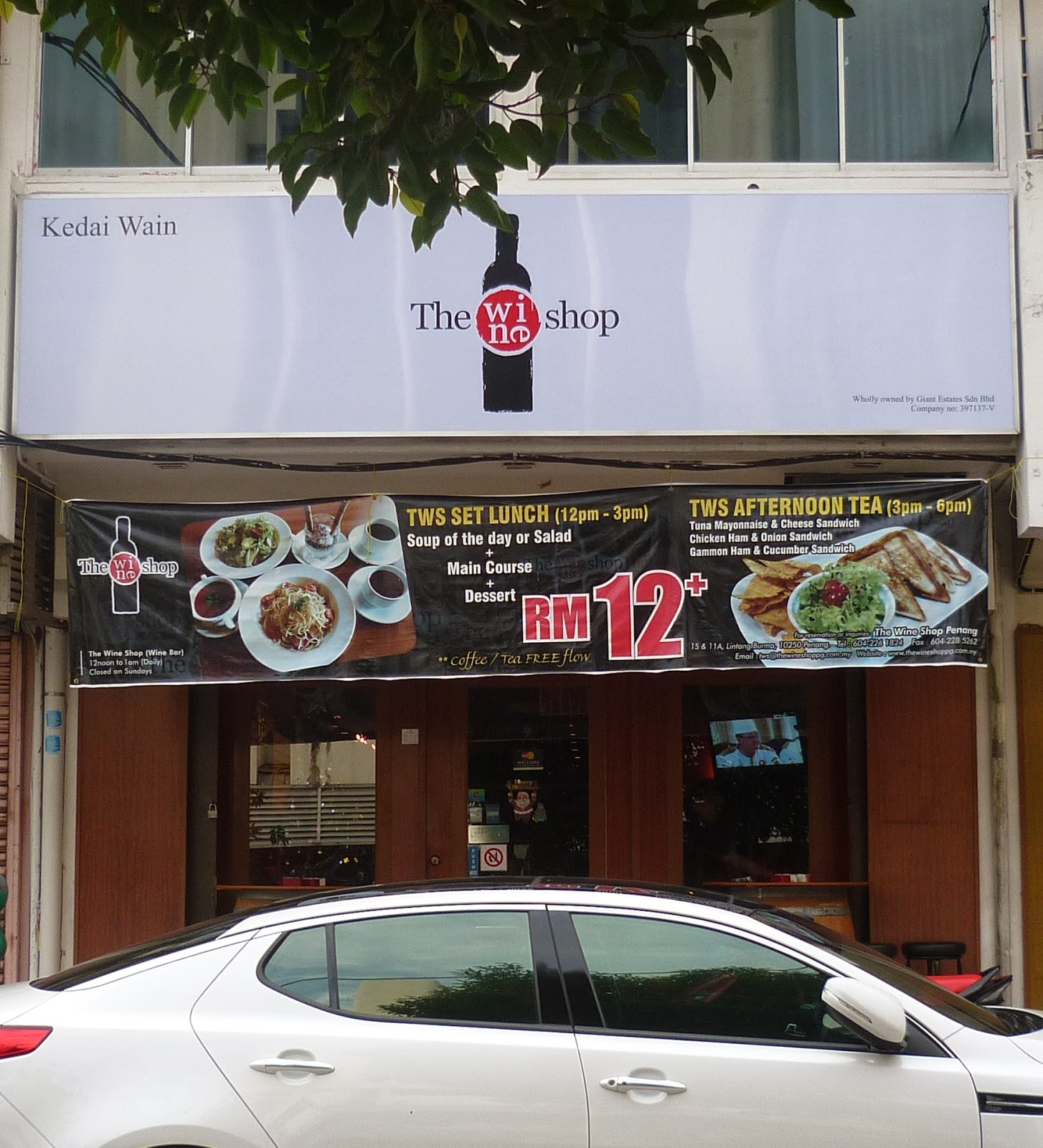 Painted Lips The Wine Shop Burmah Road, Penang