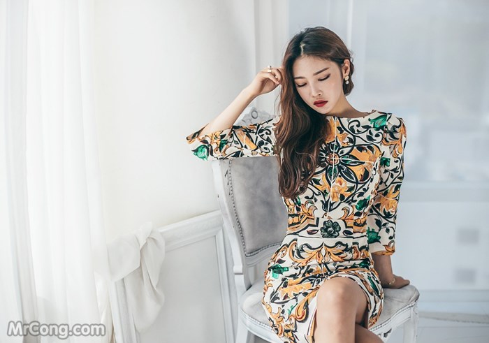 Beautiful Park Jung Yoon in the October 2016 fashion photo shoot (723 photos)