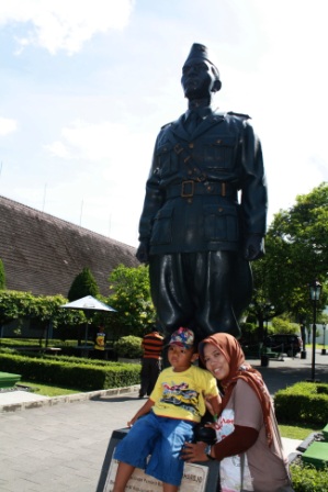 Belajar Sejarah Sambil Wisata ke Museum Benteng Vredeburg di Yogyakarta Belajar Sejarah Sambil Wisata ke Museum Benteng Vredeburg di Yogyakarta