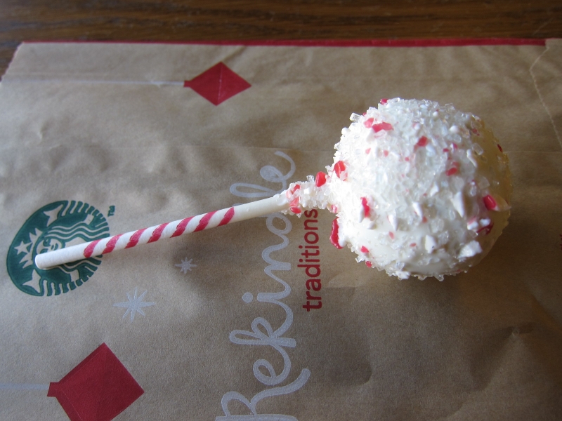 Review Starbucks Peppermint Brownie Cake Pop