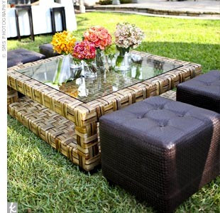 Outdoor coffee table lounge