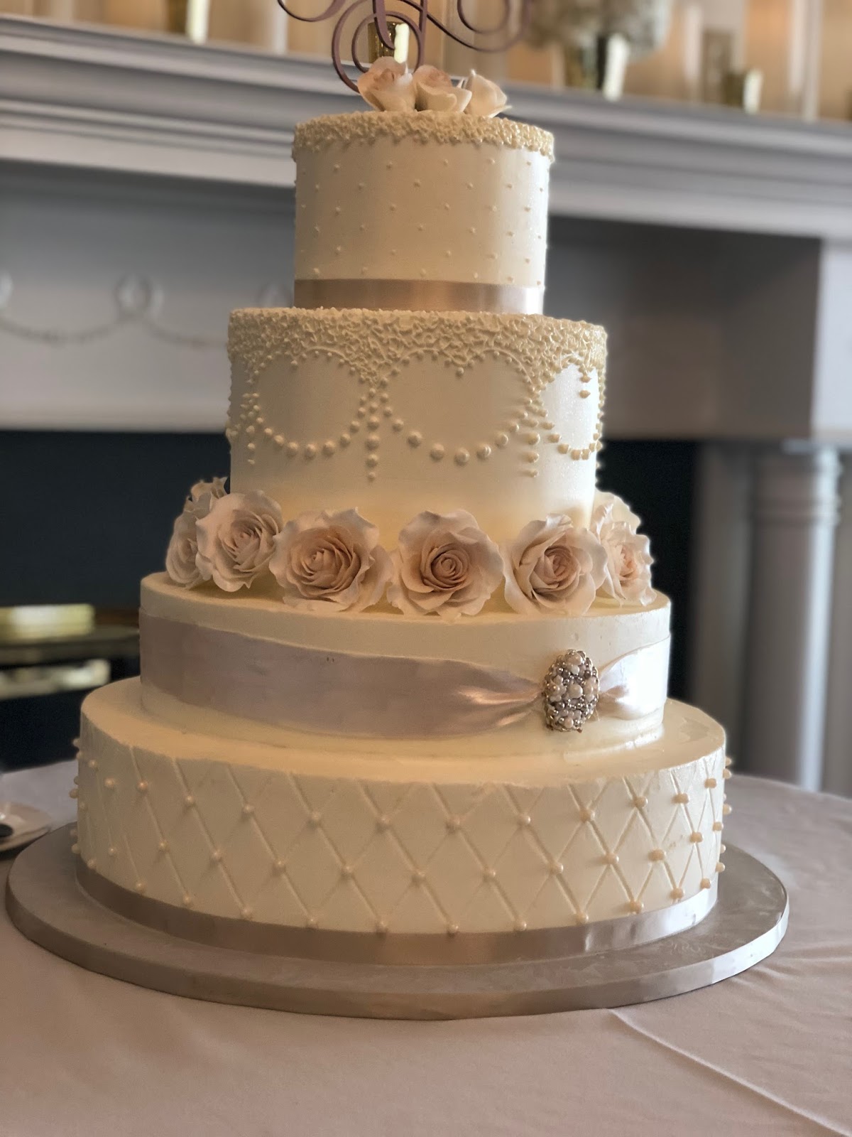 boston wedding planners, where to get married in boston, country club wedding new england, cake baker in boston, wedding cake, boston wedding planner