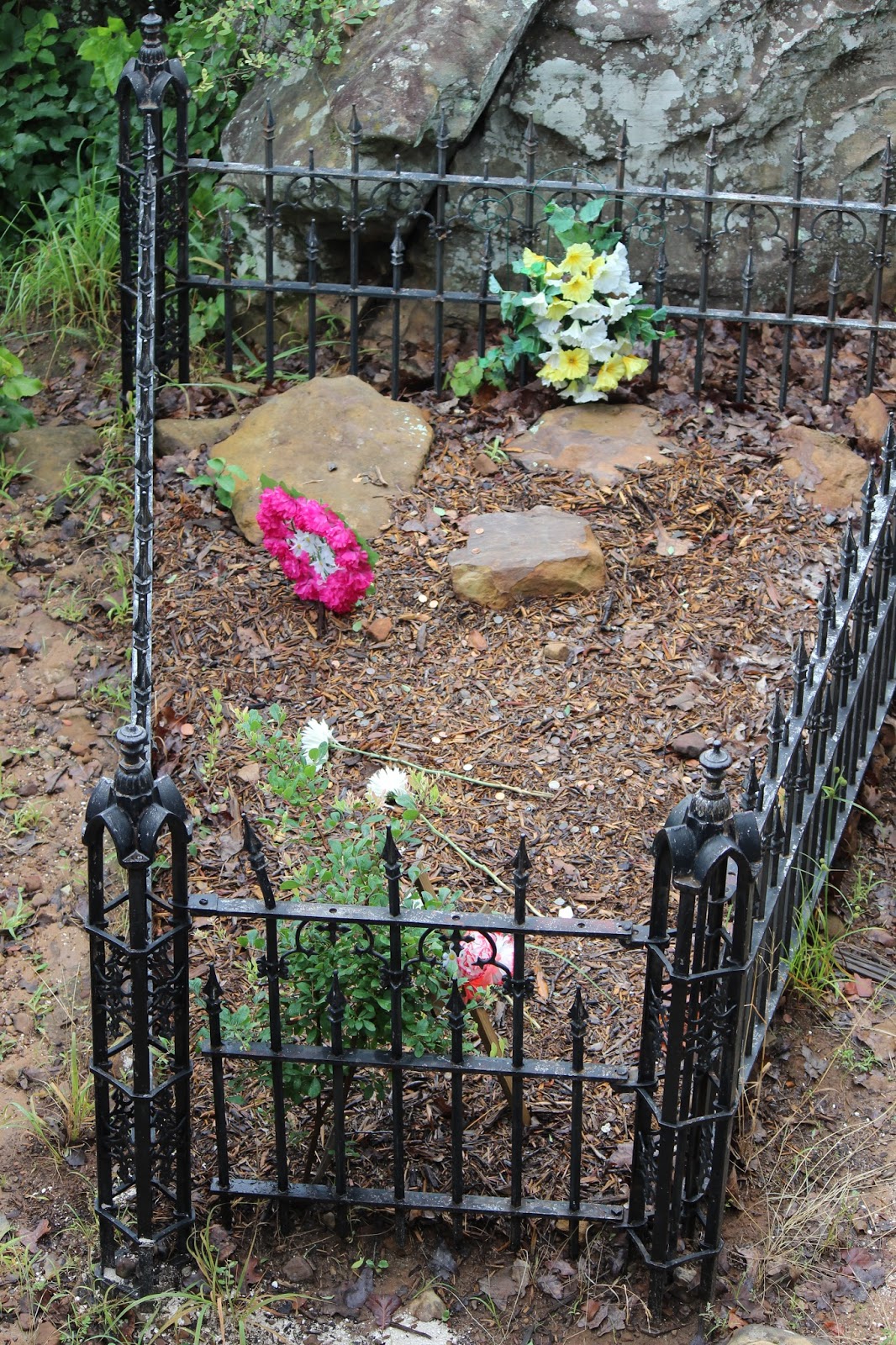 Haunted Deep South Young 'Petit Jean' rests (perhaps) on top of Arkansas mountain