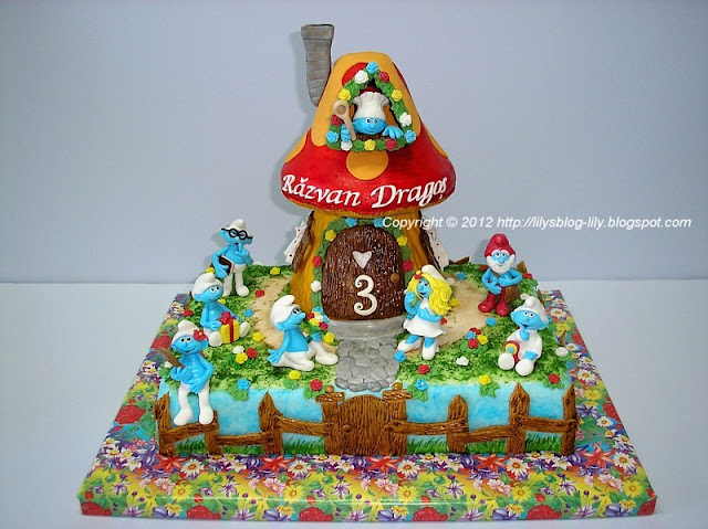 Tort casuta strumfilor/Smurfs House Cake