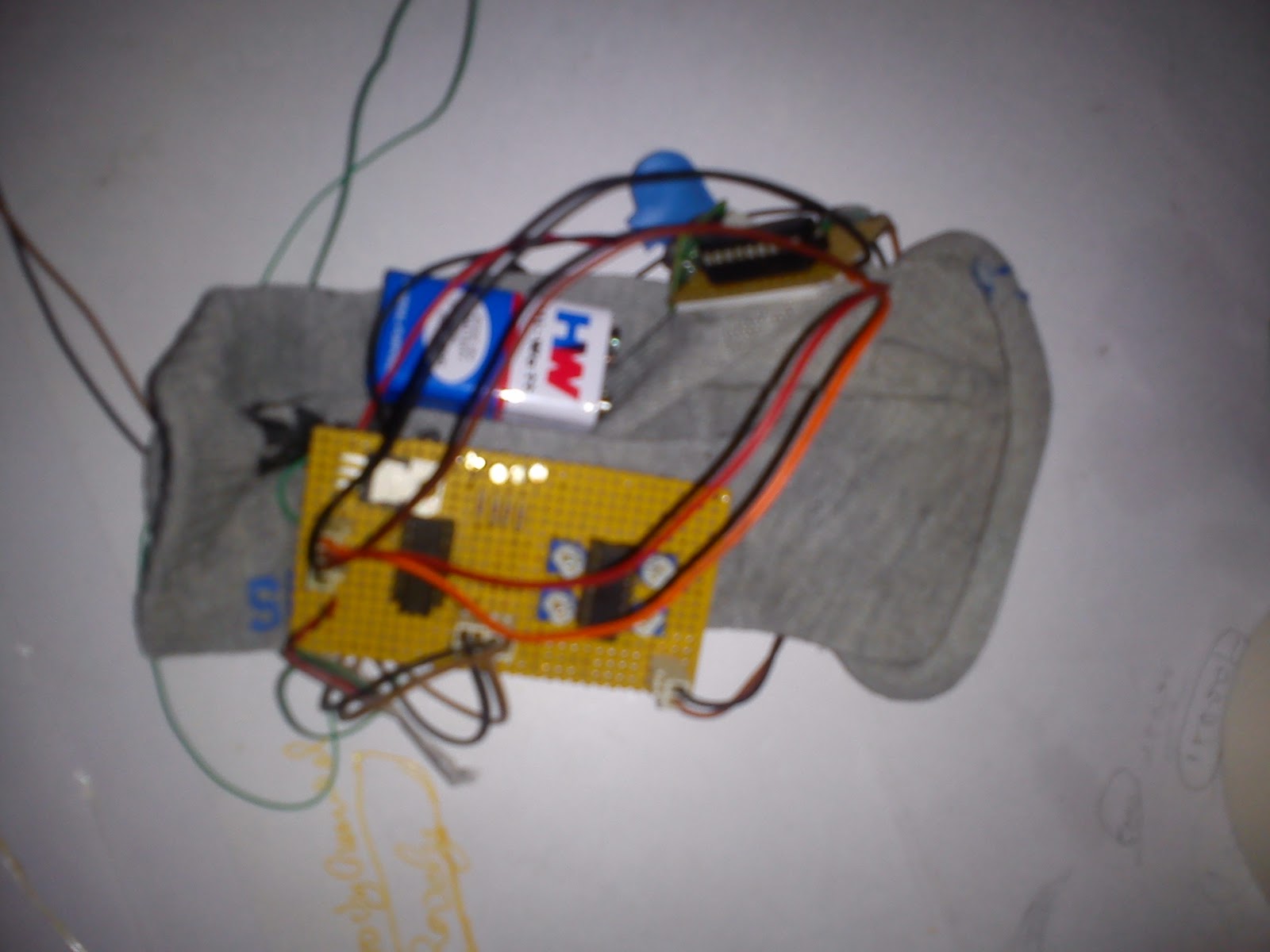 GESTURE CONTROLLED ROBOT(Accelerometer based) 2embeddedrobotics