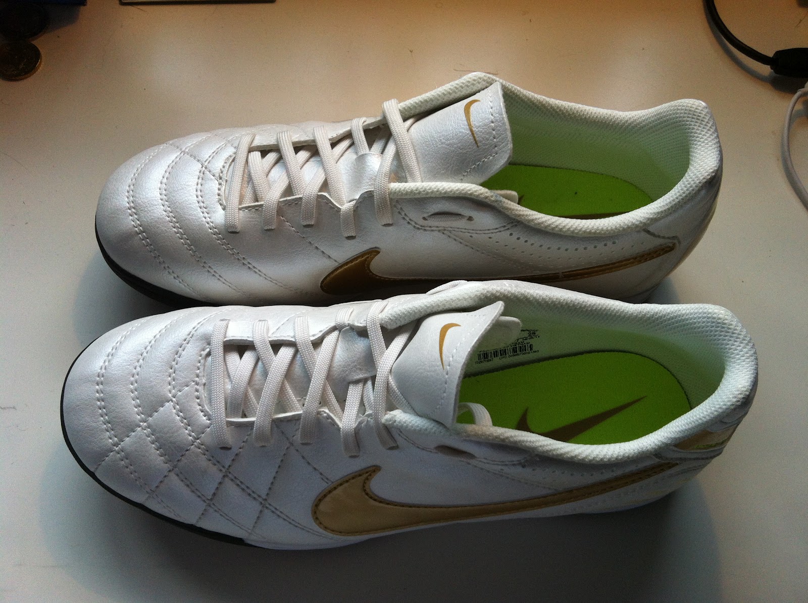 tlee. DIARY NIKE TIEMPO WHITE/GOLD