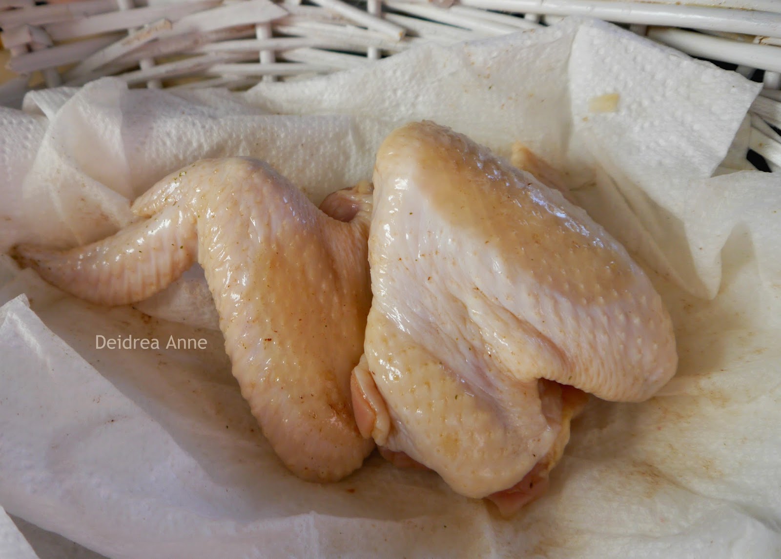 LOW CARBOHYDRATE LIVING Low Carb Marinated Deep Fried Chicken Wings