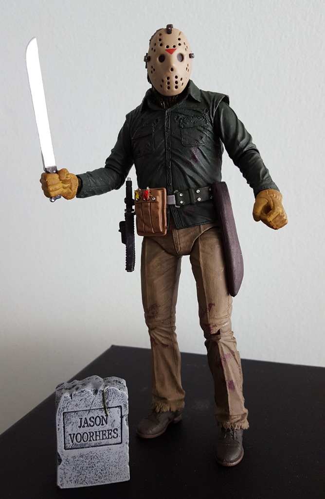 Review Neca's Ultimate Jason Voorhees figure