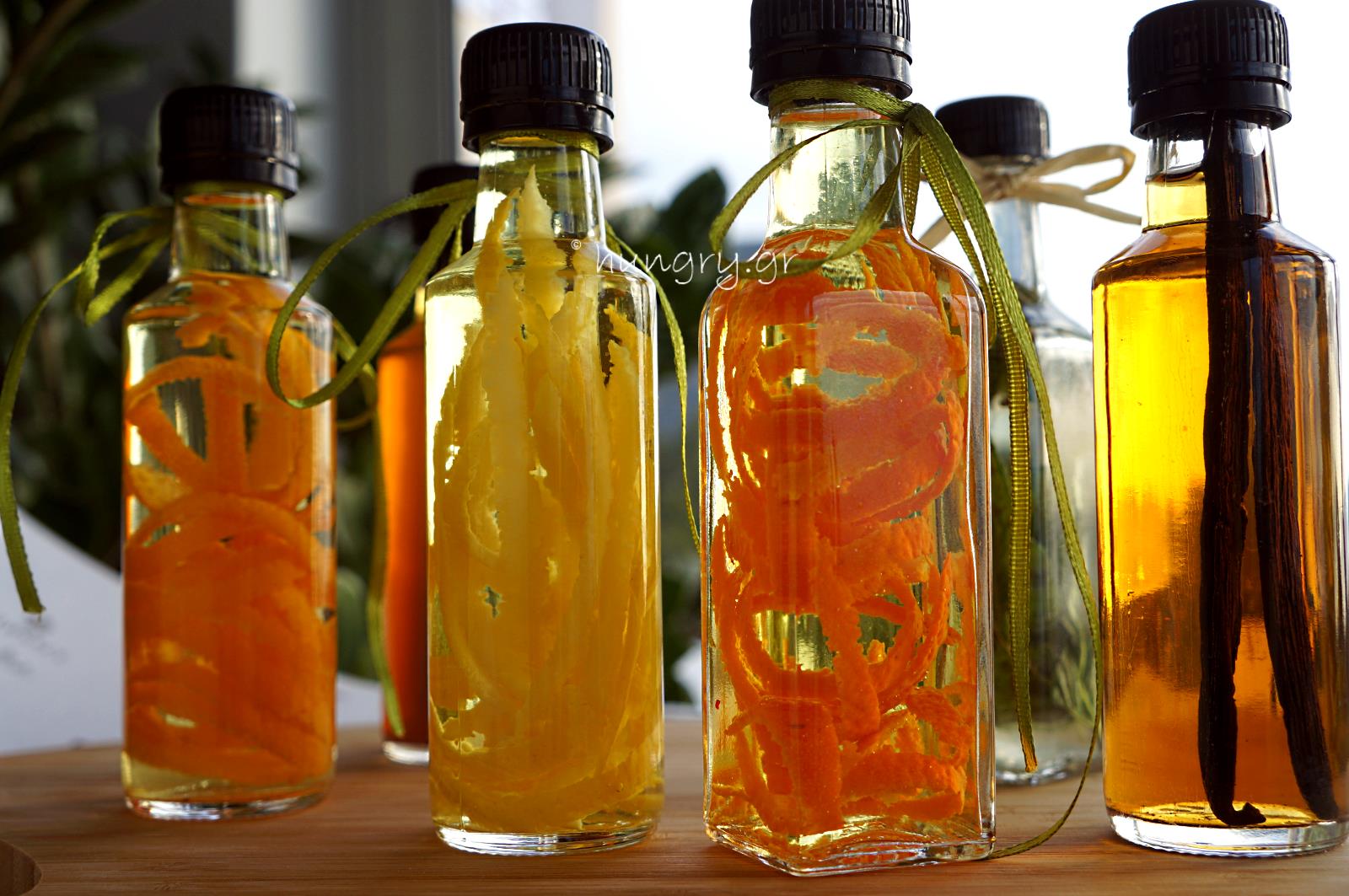 Kitchen Stories Flavored ExtractsDIY