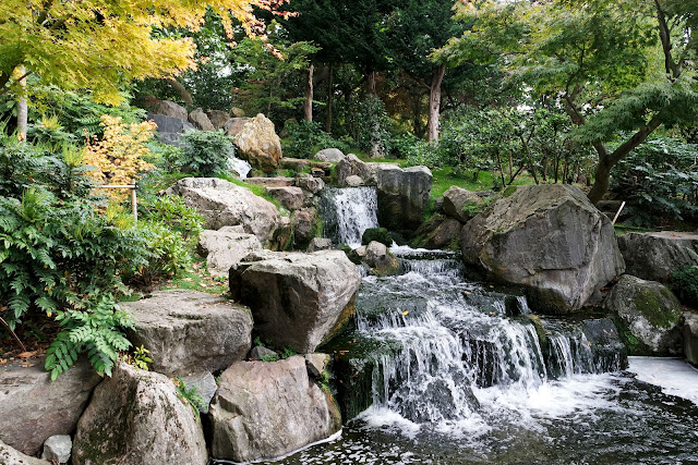 London, londres, blog, street, kensington,Holland park, kyoto garden, jardin japonais, automun, fall in london