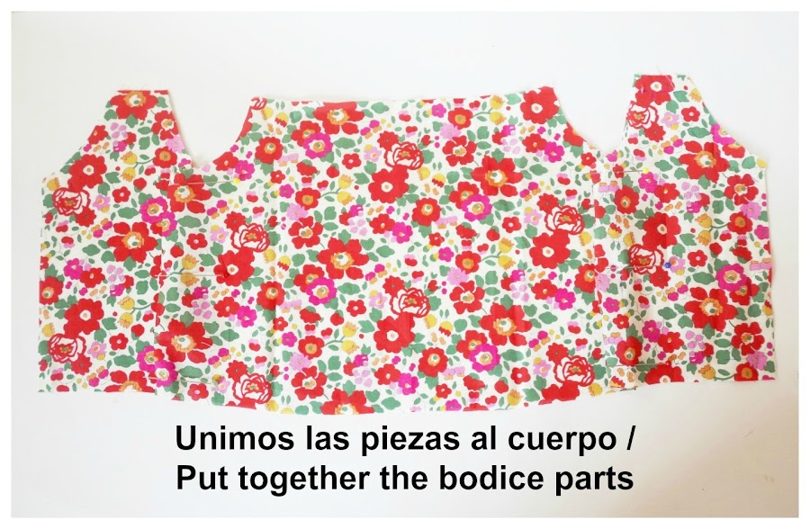 Unido de las piezas del vestido niña