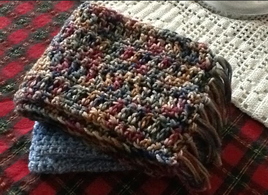 The "100's" Project The "100 Scarves for the Homeless" Project