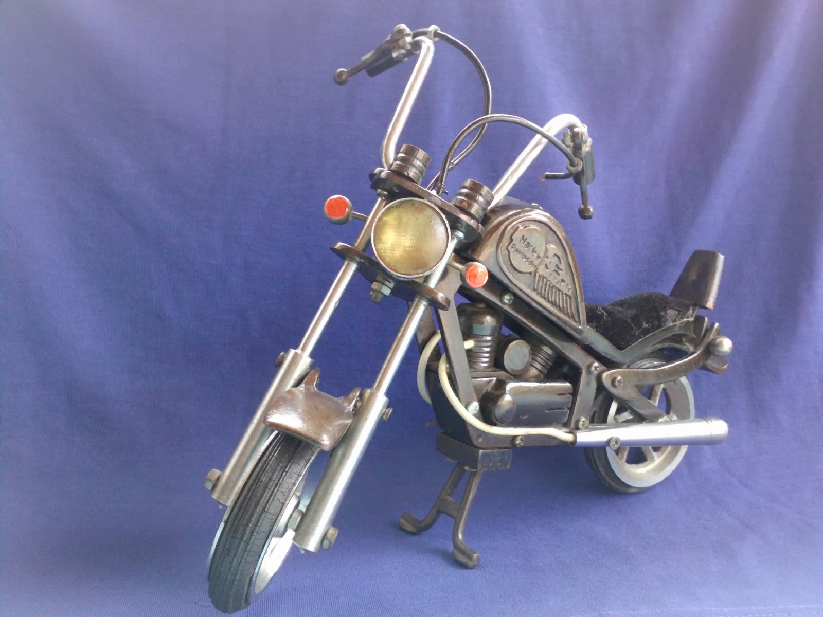 MINIATURE BICYCLE MINIATURE HARLEY DAVIDSON