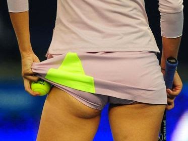 Las tenistas más sexys del mundo, fotos y posturas imposibles, pechos, faldas cortas, culos prietos... Chicas guapas 1x2.