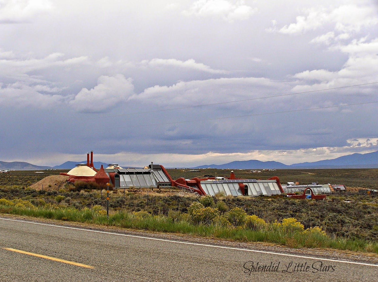 splendid little stars earthships splendid little stars earthships