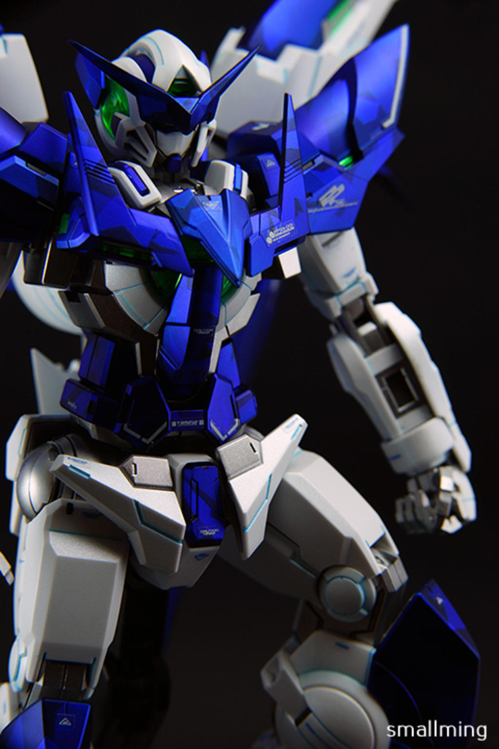 Painted Build: MG 1/100 Gundam Amazing Exia
