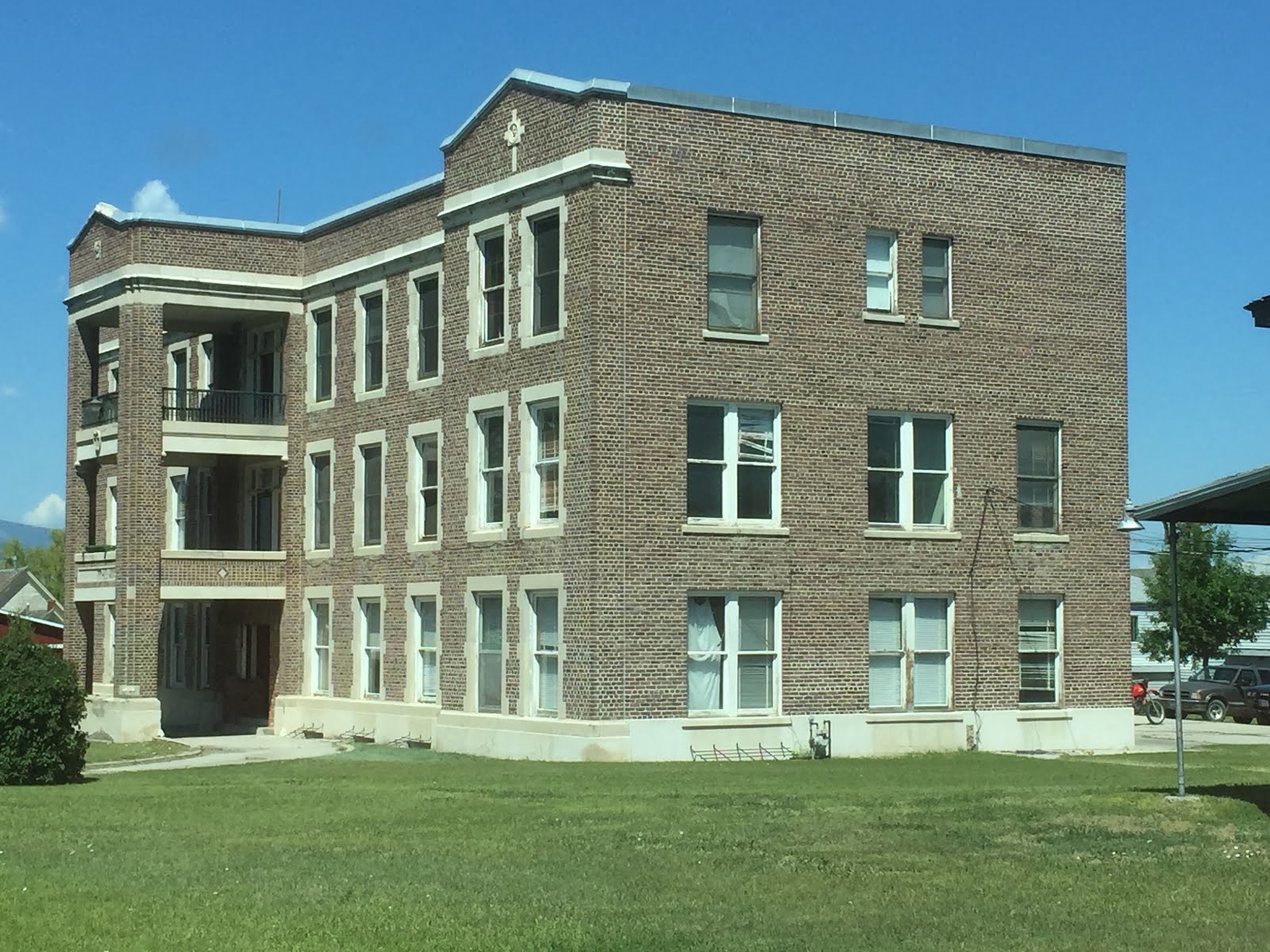 Evie and Her Mom RVing Deer Lodge, Montana