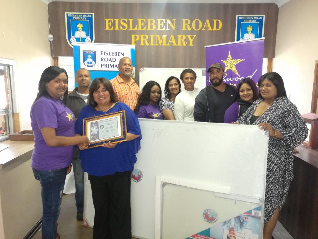 Eisleben Road Primary School Staff at Eisleben are thankful for the new whiteboards donated by Hollywoodbets Waterkant