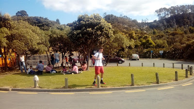 Intercâmbio Nova Zelândia - A exótica praia de Cathedral Cove em Coromandel