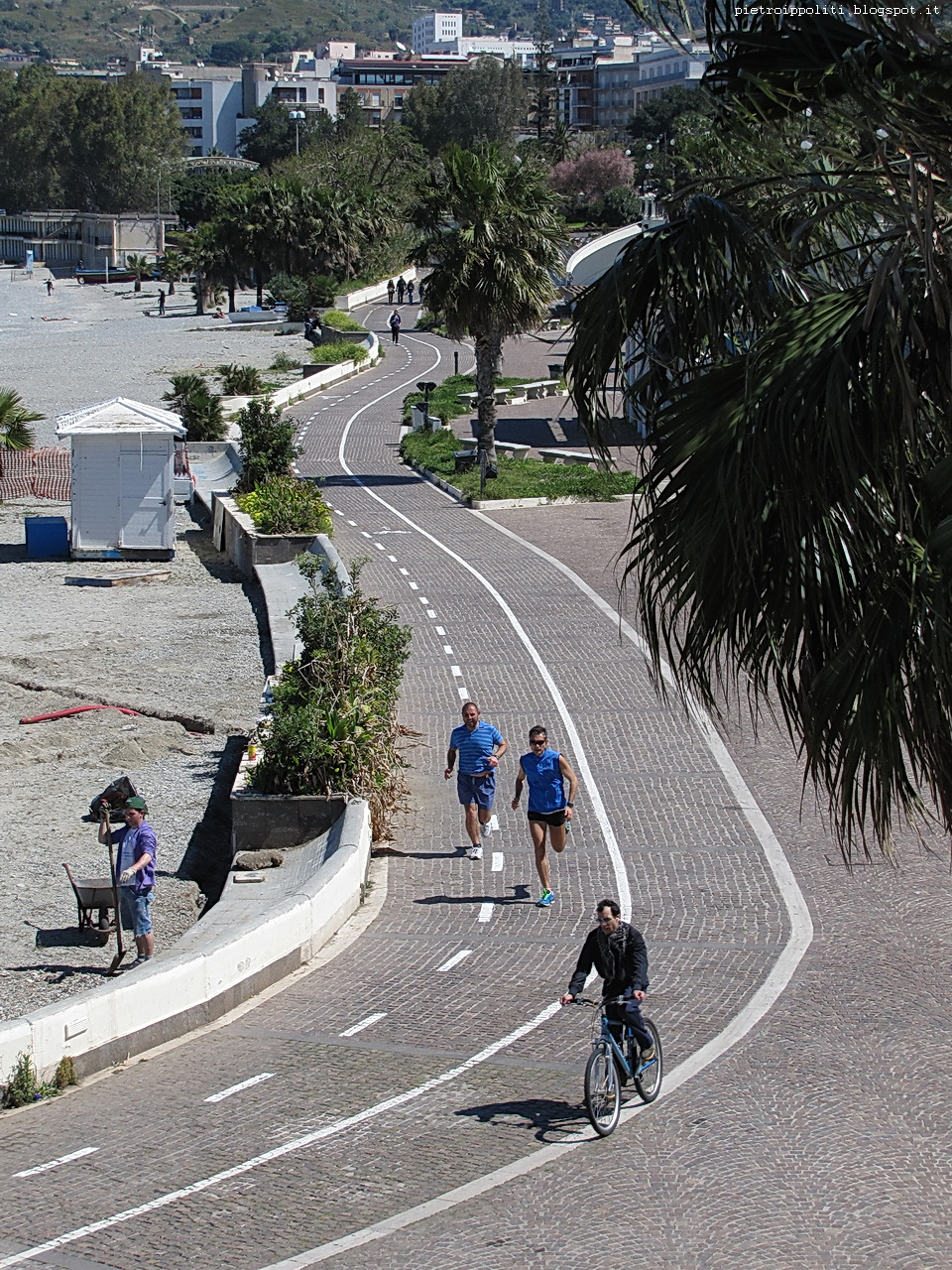 Pista ciclabile di RC, lungomare Pista ciclabile di RC, lungomare