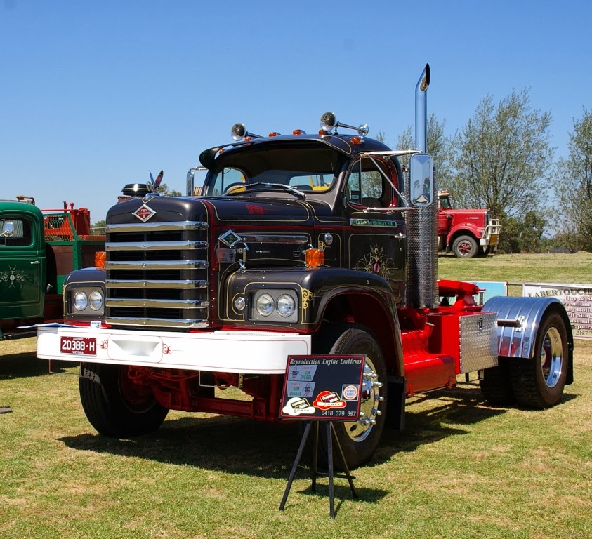 Historic Trucks: Longwarry Heritage Truck Show 2014 - Atkinsons to GMC