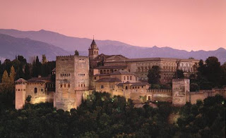 benteng alhambra spanyol andalusia