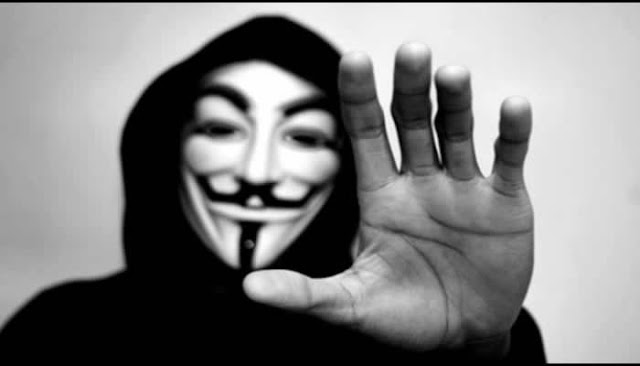 Polícia Italiana prende hackers da Anonymous que roubaram informações do governo.