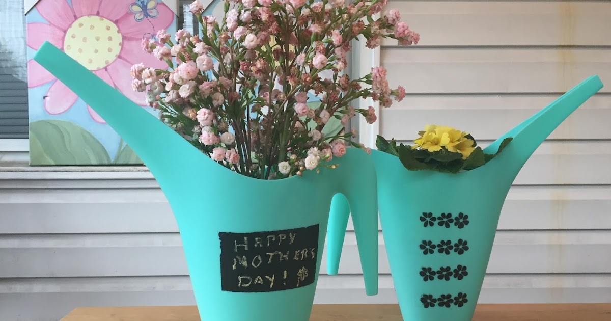 DIY Chalkboard Watering Can