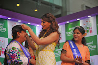 Bipasha Basu promotes Emami Vasocare at Phoenix Mill