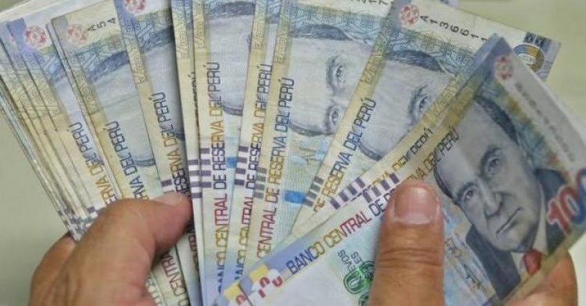 Trabajadores del sector privado recibirán un sueldo completo de gratificación por Fiestas Patrias, más una bonificación extraordinaria del 9% Trabajadores del sector privado recibirán un sueldo completo de gratificación por Fiestas Patrias, más una bonificación extraordinaria del 9%