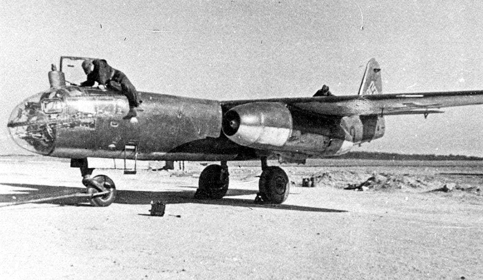 A Born Again Roman Arado Ar 234 Blitz a-born-again-roman-arado-ar-234-blitz