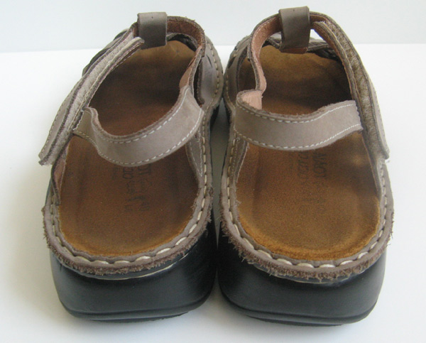 NAOT LEATHER SOFT BED SANDALS WOMENS SIZE 40