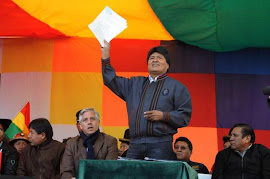 Bolívia expulsa agência dos EUA