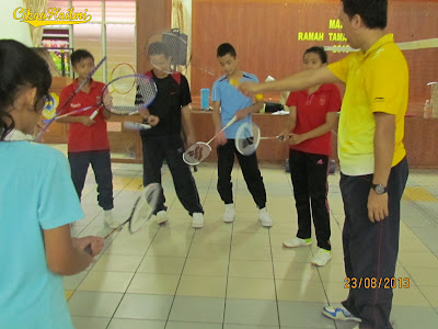 Kem 1 Murid 1 Sukan 1M1S badminton