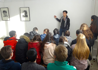 Présentation de la projection des films "Jean Olivier Hucleux, du travail à l'œuvre" (60', Virgile Novarina, 2011) et "Virgile dort, 6 esquisses pour un film" (22', Jean Seban, 2013) par Pierrick Brissier, enseignant en Arts plastiques et responsable de la galerie.