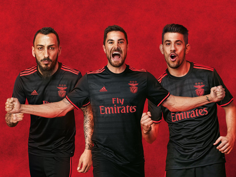 maillot benfica noir